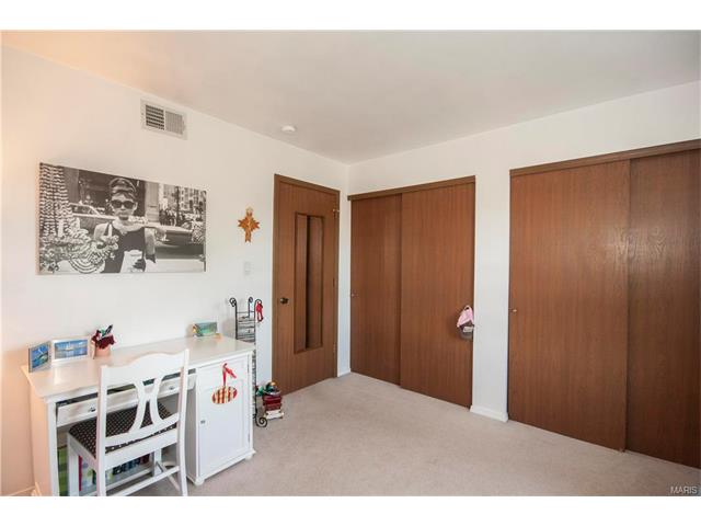 1348 Holgate #G6, Ballwin, MO 63021 photo 18