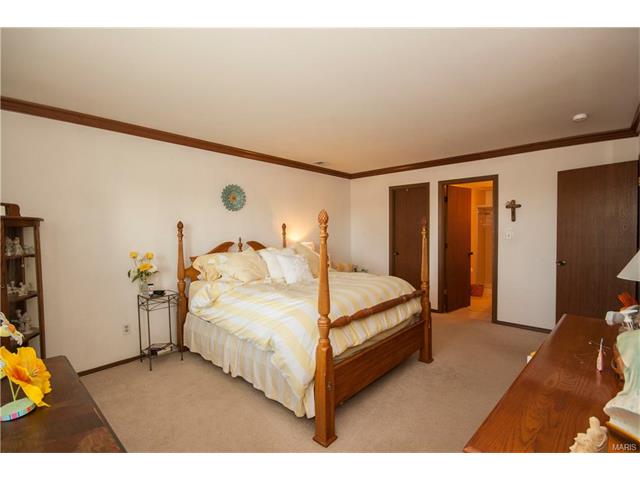 1348 Holgate #G6, Ballwin, MO 63021 photo 12