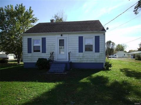605 W Chadron St, Steeleville, IL 62288 photo 1