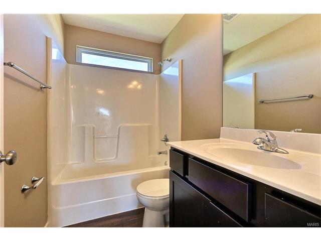 365 Pearson Ct, Saint Charles, MO 63304 photo 21