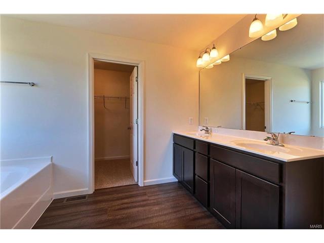 365 Pearson Ct, Saint Charles, MO 63304 photo 16