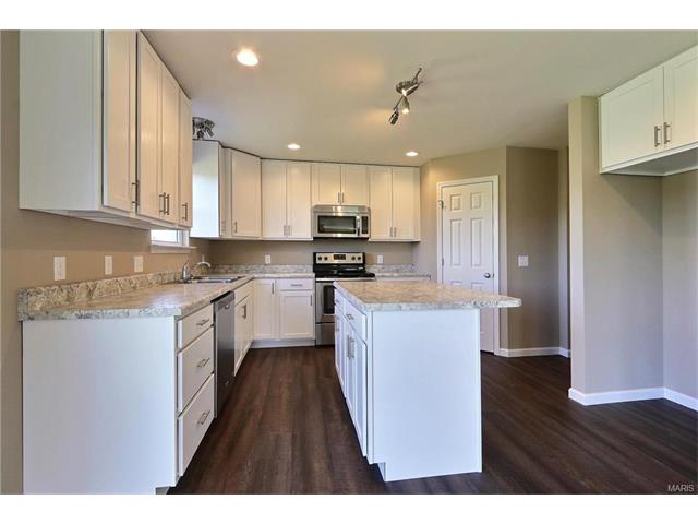 365 Pearson Ct, Saint Charles, MO 63304 photo 7