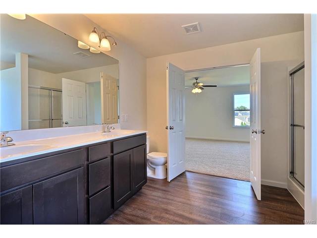 365 Pearson Ct, Saint Charles, MO 63304 photo 15