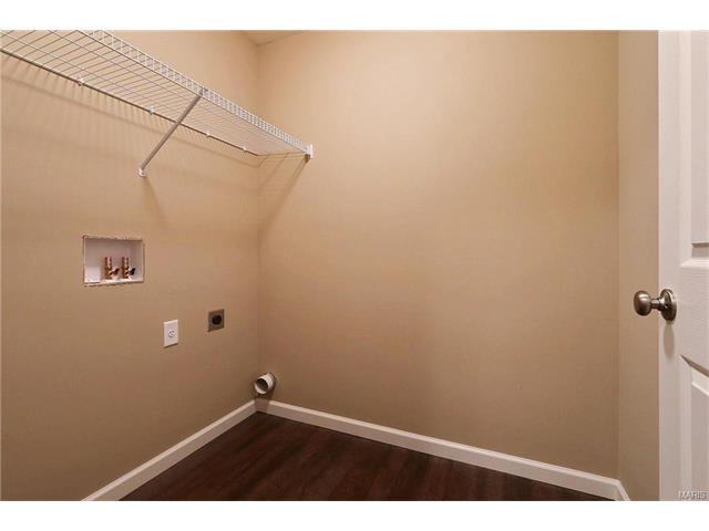 365 Pearson Ct, Saint Charles, MO 63304 photo 9