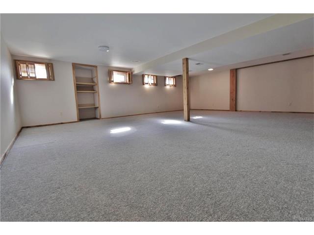 346 Glan Tai Dr, Ballwin, MO 63011 photo 22