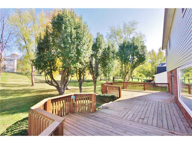 346 Glan Tai Dr, Ballwin, MO 63011 photo 26