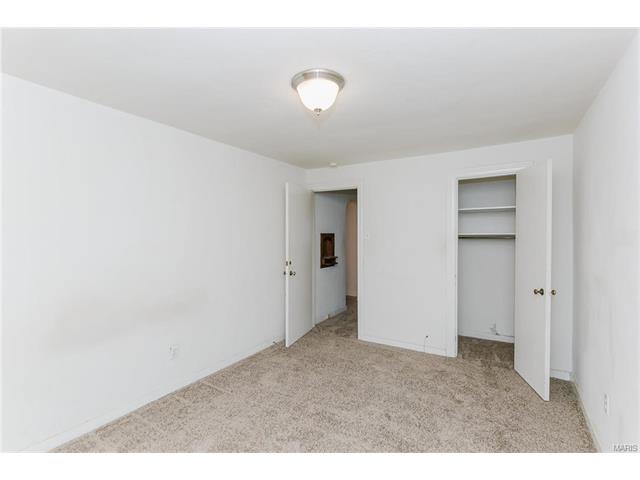 7820 Rosedale Dr, Saint Louis, MO 63121 photo 10