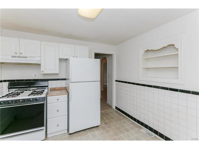 7820 Rosedale Dr, Saint Louis, MO 63121 photo 13