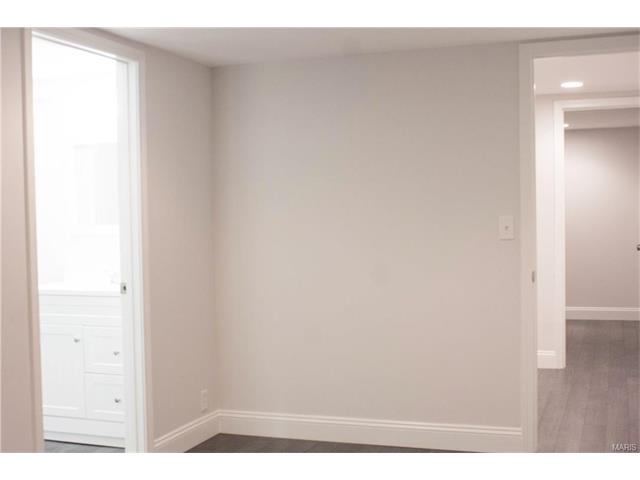 345 Baxter Rd, Ballwin, MO 63011 photo 12