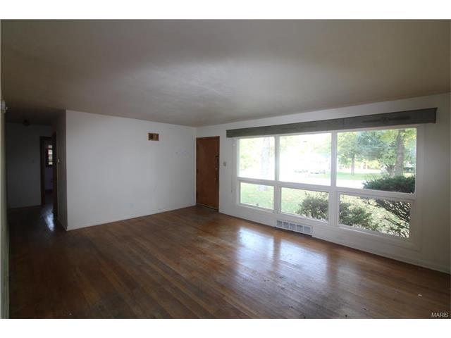 62 Irene, Ellisville, MO 63011 photo 3