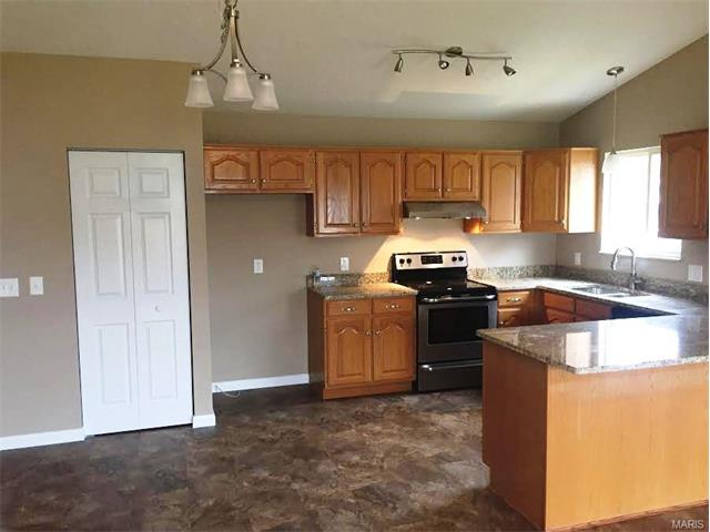 566 Knob Hl, O'fallon, MO 63366 photo 6