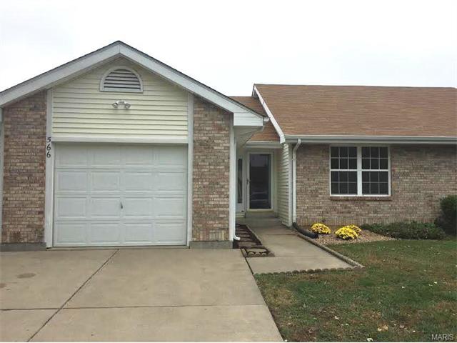 566 Knob Hl, O'fallon, MO 63366 photo 2