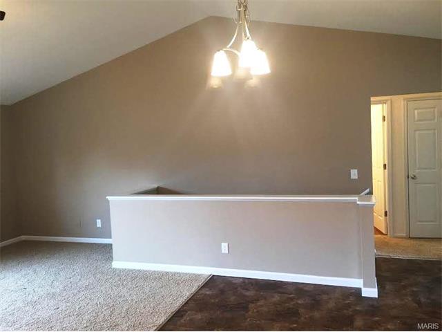 566 Knob Hl, O'fallon, MO 63366 photo 3