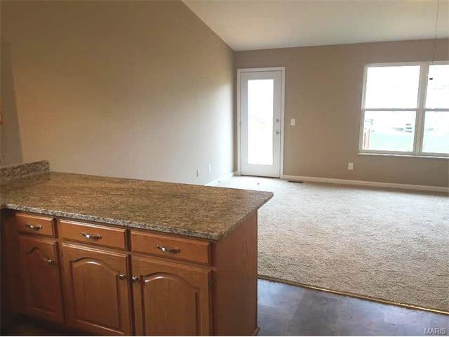 566 Knob Hl, O'fallon, MO 63366 photo 8