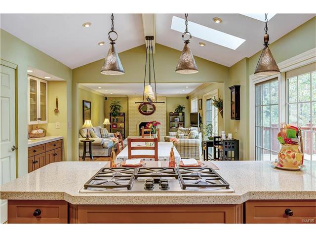 447 Shadowridge Ct, Ballwin, MO 63011 photo 13