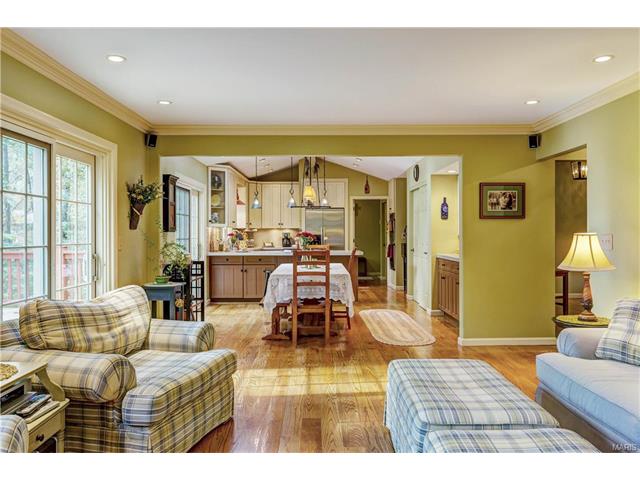 447 Shadowridge Ct, Ballwin, MO 63011 photo 19