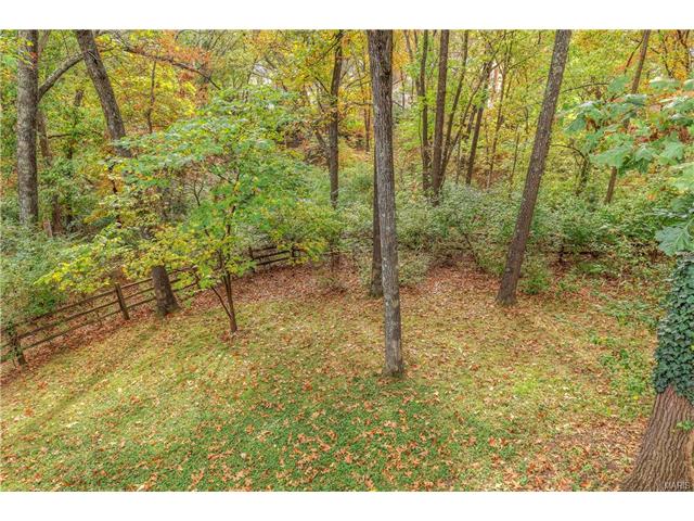 447 Shadowridge Ct, Ballwin, MO 63011 photo 41