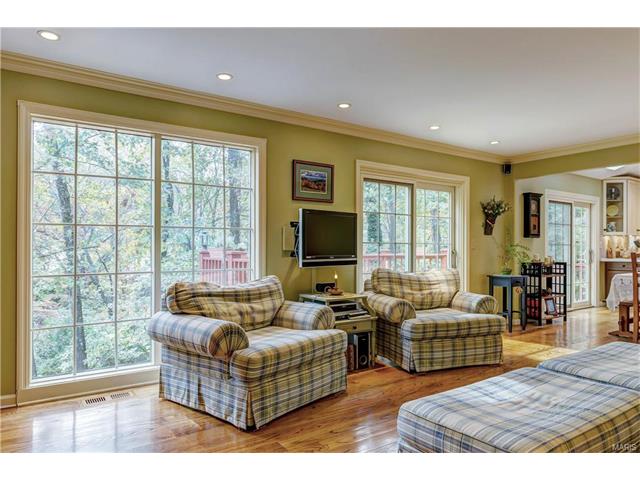447 Shadowridge Ct, Ballwin, MO 63011 photo 17