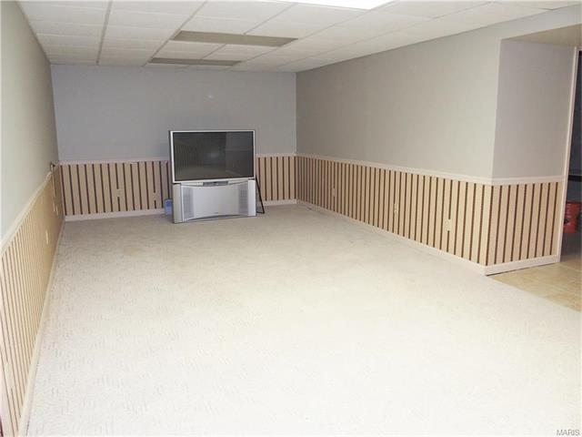 24 Dorchester Ct, Saint Peters, MO 63376 photo 18