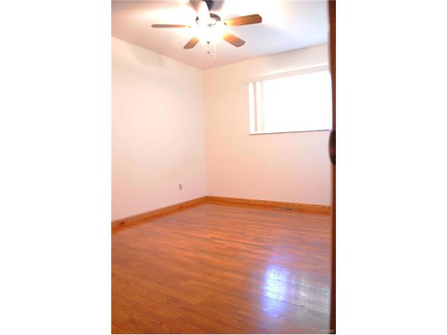 502 Clover Ln, O'fallon, MO 63366 photo 16