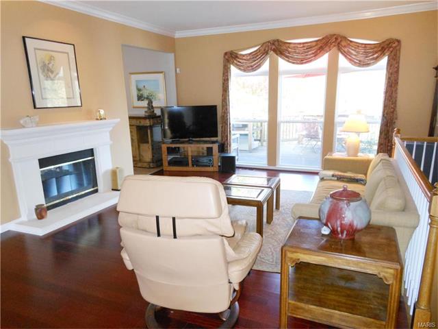 1119 Cypress Point Dr, O'fallon, MO 63366 photo 6