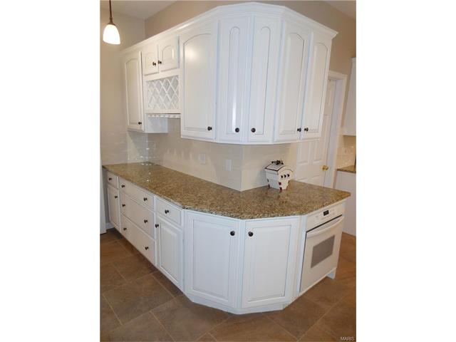 1119 Cypress Point Dr, O'fallon, MO 63366 photo 12