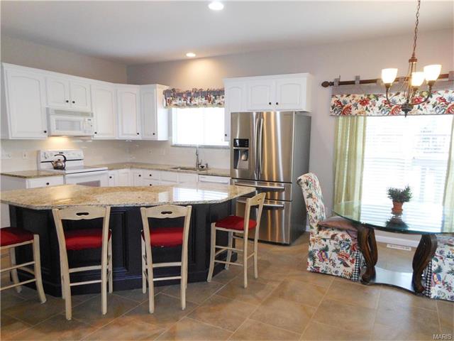 1119 Cypress Point Dr, O'fallon, MO 63366 photo 13