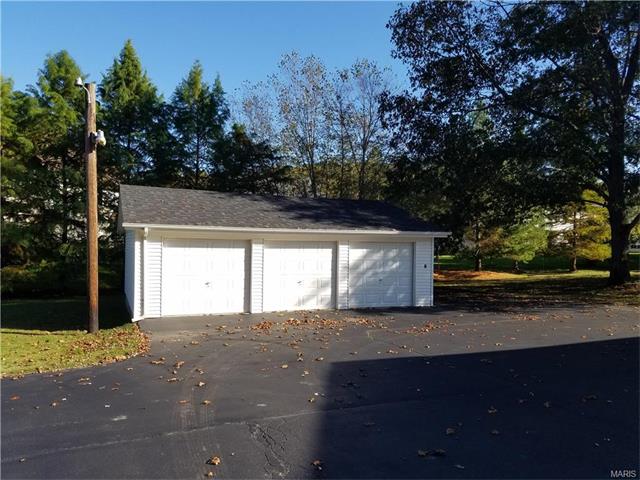 900 Strecker Rd, Wildwood, MO 63005 photo 2
