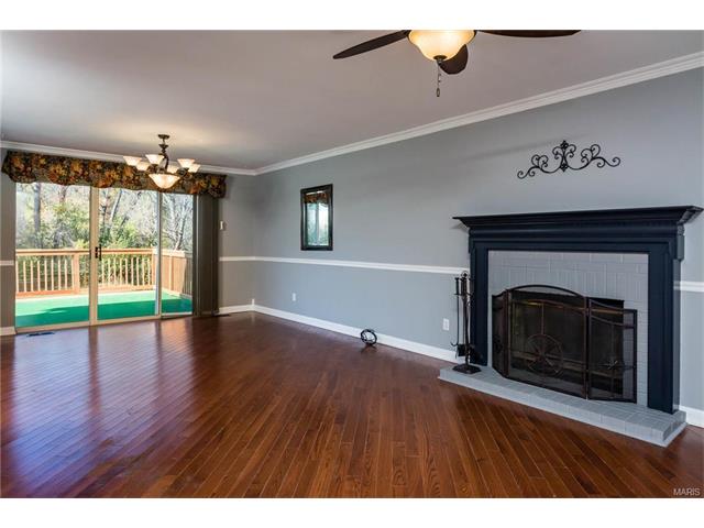 1419 Pepperdine Ct, Ballwin, MO 63021 photo 5
