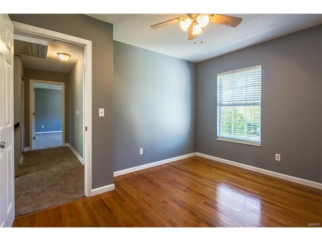 1419 Pepperdine Ct, Ballwin, MO 63021 photo 17