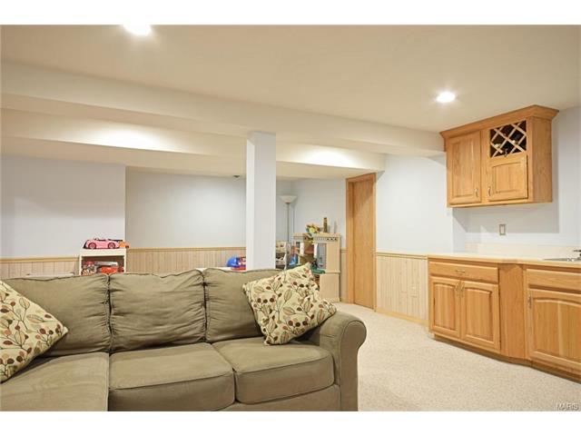 1425 Kentbrooke Dr, Ballwin, MO 63021 photo 22