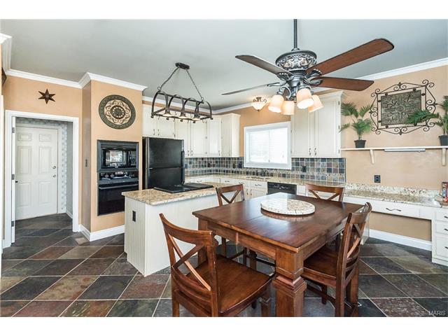 425 Arbor Meadow Ct, Ballwin, MO 63021 photo 15