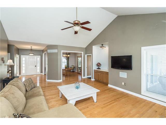 425 Arbor Meadow Ct, Ballwin, MO 63021 photo 9