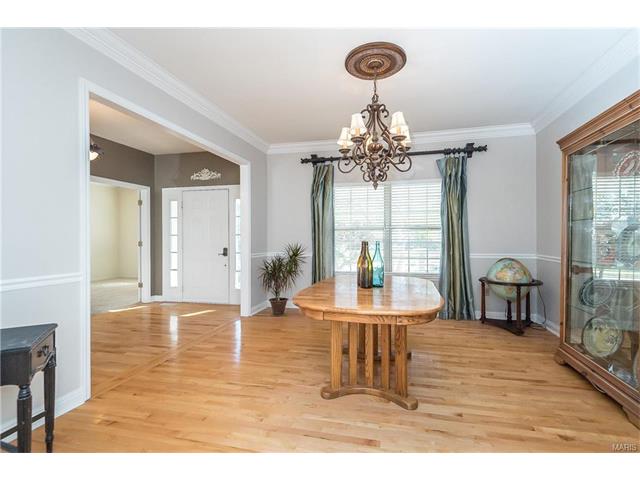 425 Arbor Meadow Ct, Ballwin, MO 63021 photo 6