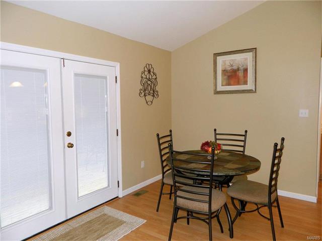 715 Longfellow Cir, O'fallon, MO 63366 photo 16