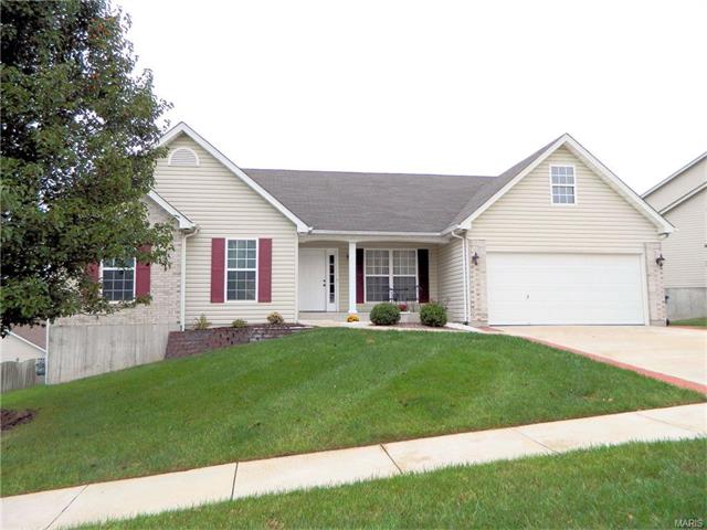715 Longfellow Cir, O'fallon, MO 63366 photo 2