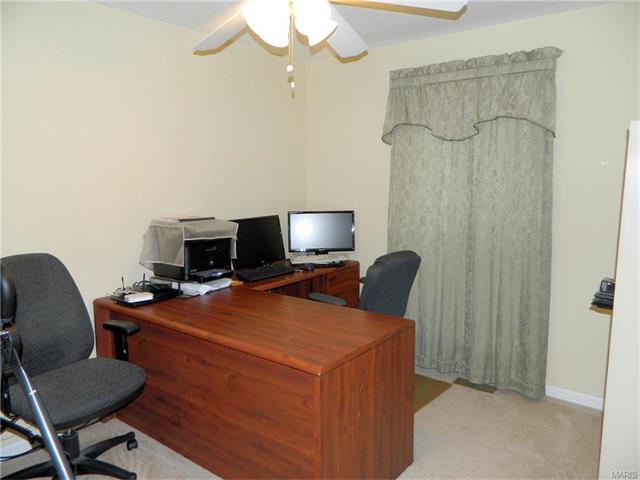 715 Longfellow Cir, O'fallon, MO 63366 photo 24