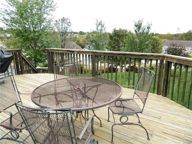 715 Longfellow Cir, O'fallon, MO 63366 photo 37