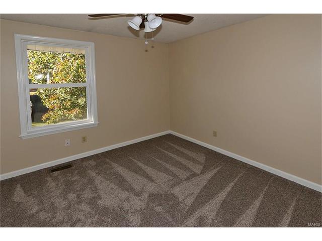 1905 Pebble Brook Dr, O'fallon, MO 63366 photo 10