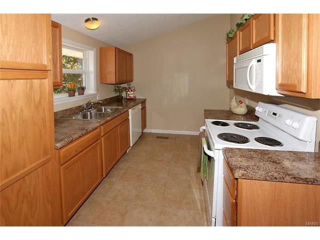 1905 Pebble Brook Dr, O'fallon, MO 63366 photo 25