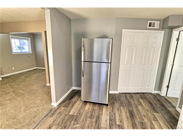 499 Hill Dr, Eureka, MO 63025 photo 9