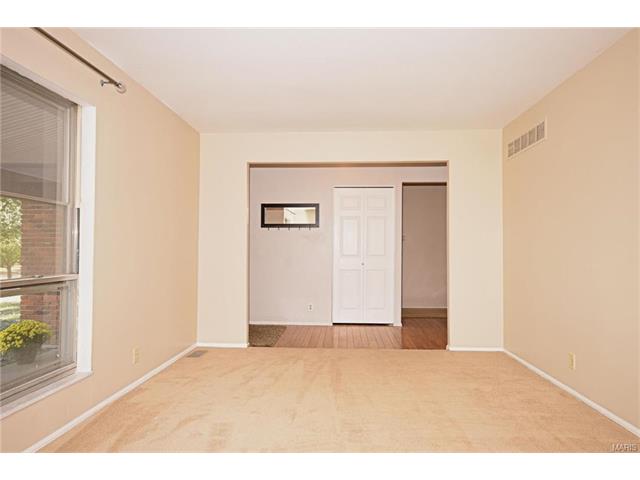 415 Auber Dr, Ballwin, MO 63011 photo 8