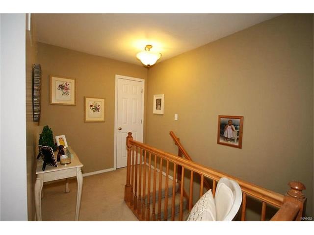 350 Heritage Cmns, O'fallon, MO 63368 photo 10