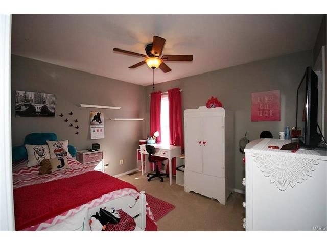 350 Heritage Cmns, O'fallon, MO 63368 photo 13