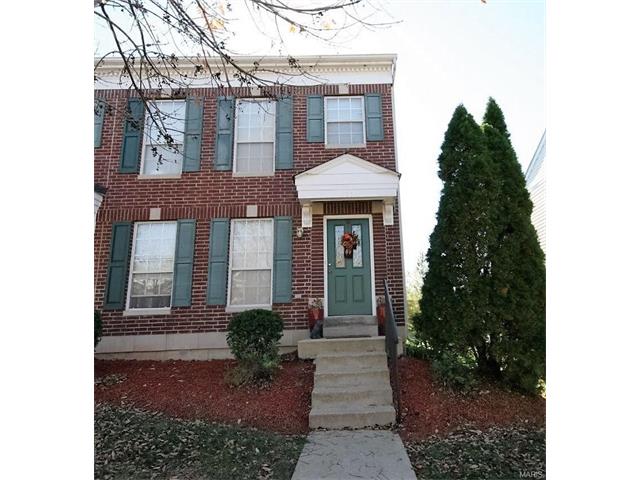 350 Heritage Cmns, O'fallon, MO 63368 photo 1
