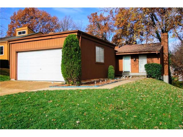 1633 Award Dr, Ballwin, MO 63021 photo 1