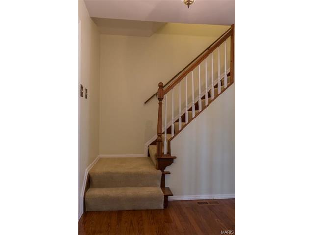 8 Hagers Ml, Ballwin, MO 63021 photo 11