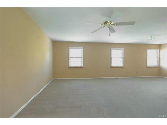 8 Hagers Ml, Ballwin, MO 63021 photo 12