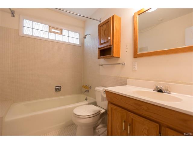 8 Hagers Ml, Ballwin, MO 63021 photo 19