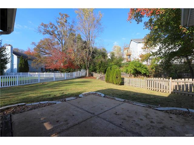 5 Carriage Creek Ct, Ballwin, MO 63021 photo 23
